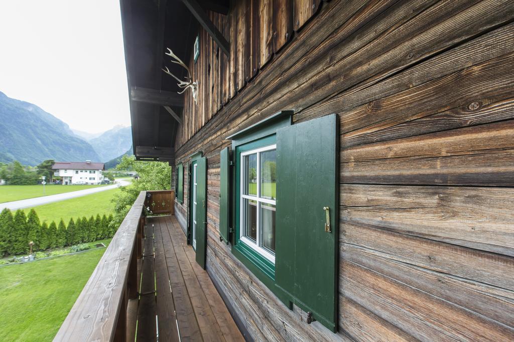 Forest Chalet, 15 Min To Salzburg Olt Town, And Most Beautiful Lakes, Secluded Location, 1,000 Sqm Garden, Mountainview, Panorama Sauna, Bath Whirlpool, Bbq&Bikes&Sunbeds For Free, Up To 10 P Golling an der Salzach Εξωτερικό φωτογραφία