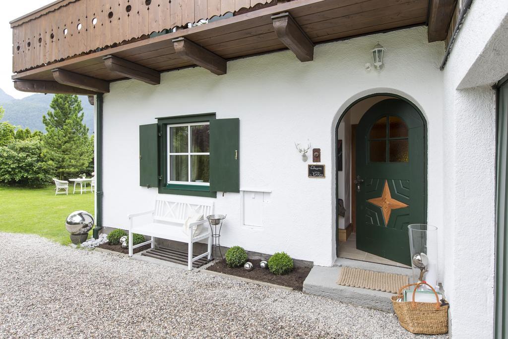 Forest Chalet, 15 Min To Salzburg Olt Town, And Most Beautiful Lakes, Secluded Location, 1,000 Sqm Garden, Mountainview, Panorama Sauna, Bath Whirlpool, Bbq&Bikes&Sunbeds For Free, Up To 10 P Golling an der Salzach Εξωτερικό φωτογραφία