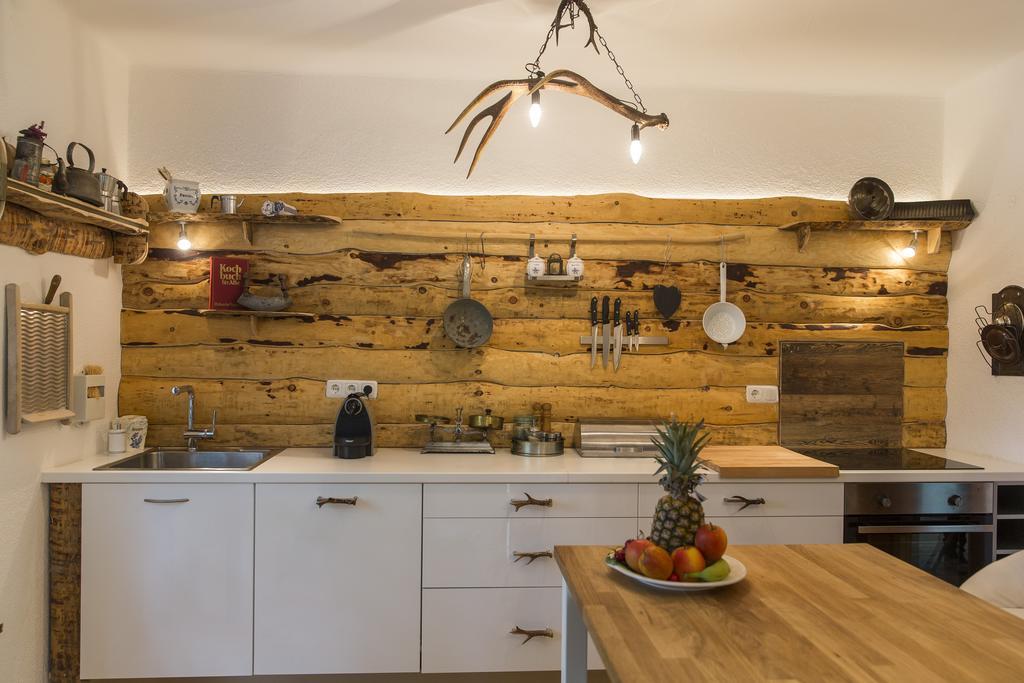 Forest Chalet, 15 Min To Salzburg Olt Town, And Most Beautiful Lakes, Secluded Location, 1,000 Sqm Garden, Mountainview, Panorama Sauna, Bath Whirlpool, Bbq&Bikes&Sunbeds For Free, Up To 10 P Golling an der Salzach Δωμάτιο φωτογραφία