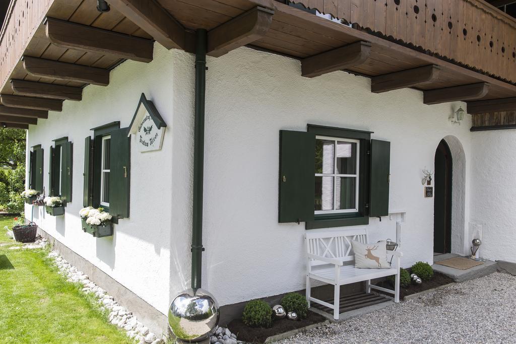 Forest Chalet, 15 Min To Salzburg Olt Town, And Most Beautiful Lakes, Secluded Location, 1,000 Sqm Garden, Mountainview, Panorama Sauna, Bath Whirlpool, Bbq&Bikes&Sunbeds For Free, Up To 10 P Golling an der Salzach Εξωτερικό φωτογραφία